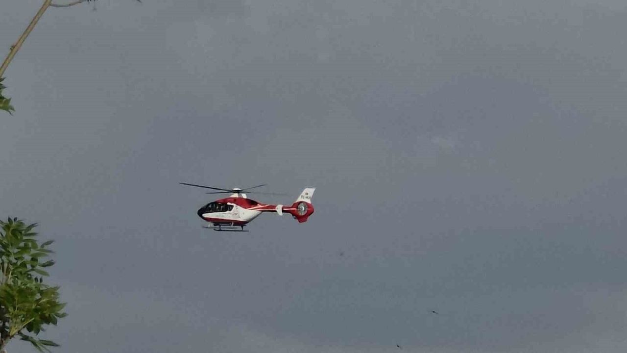 Bahçesaray'da 57 yaşındaki hasta için helikopter ambulans havalandı