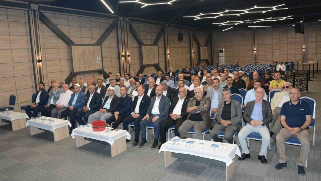 Bitlis'in Tatvan ilçesinde toplumsal sorunlarla ilgili istişare toplantısı düzenledi