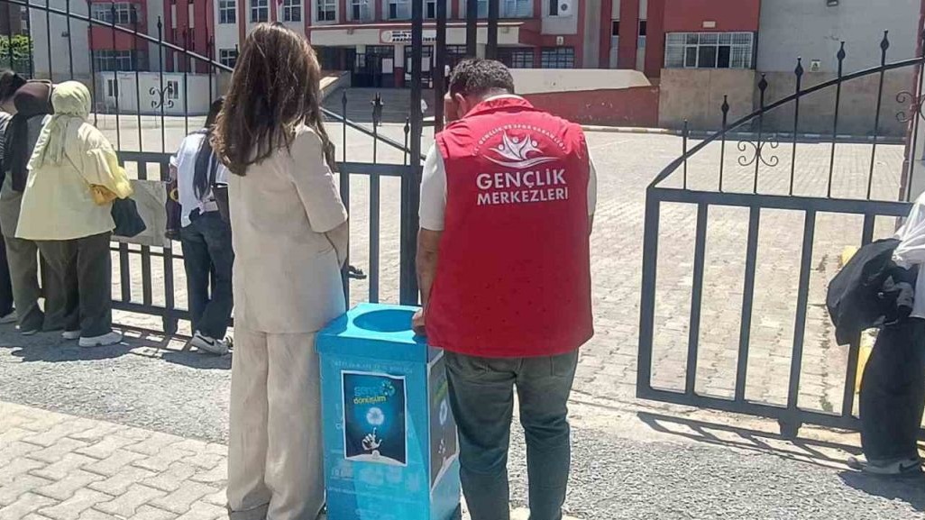 Bitlis'te anlamlı dayanışma; YKS sonrası kalem ve silgiler köy okullarına ulaştırılacak