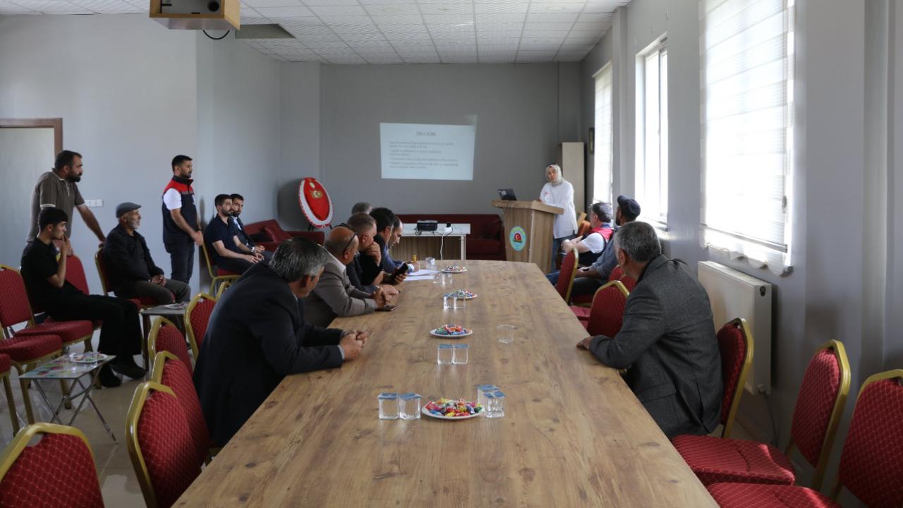 Eleşkirt’te süt toplama merkezi kuruluyor