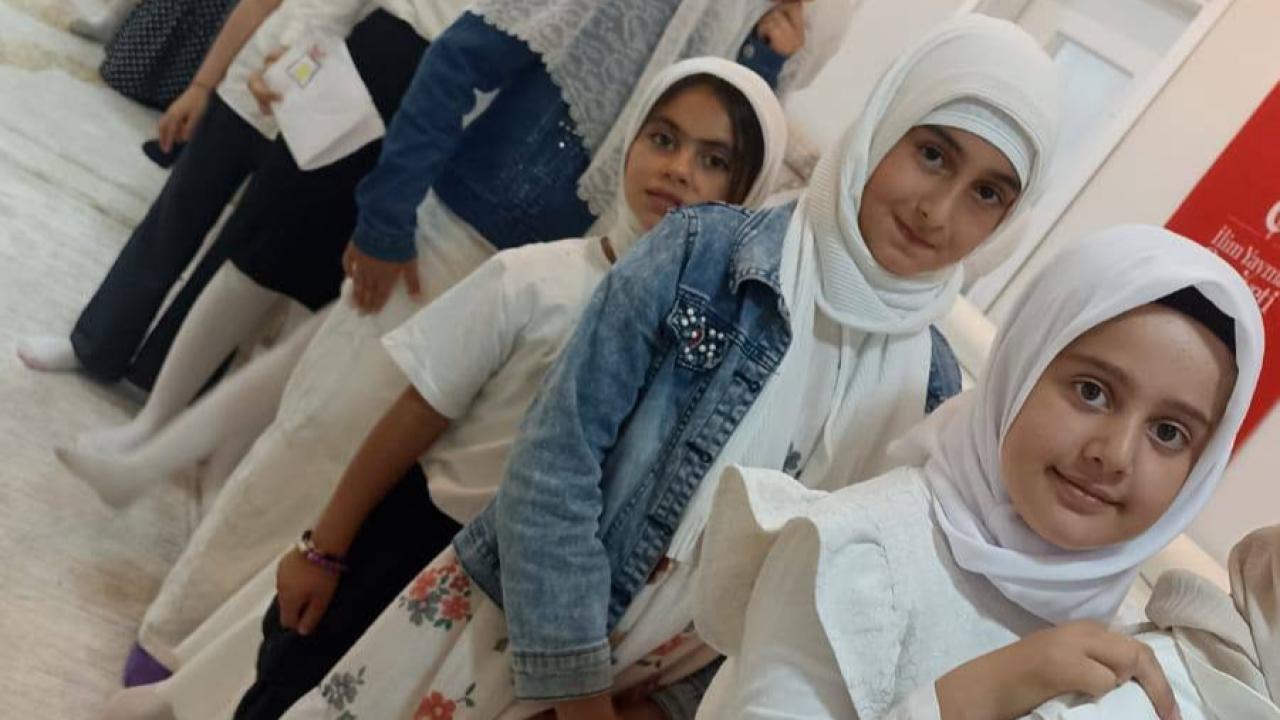 Erciş İlim Yayma Cemiyeti'nden Mezuniyet Programı