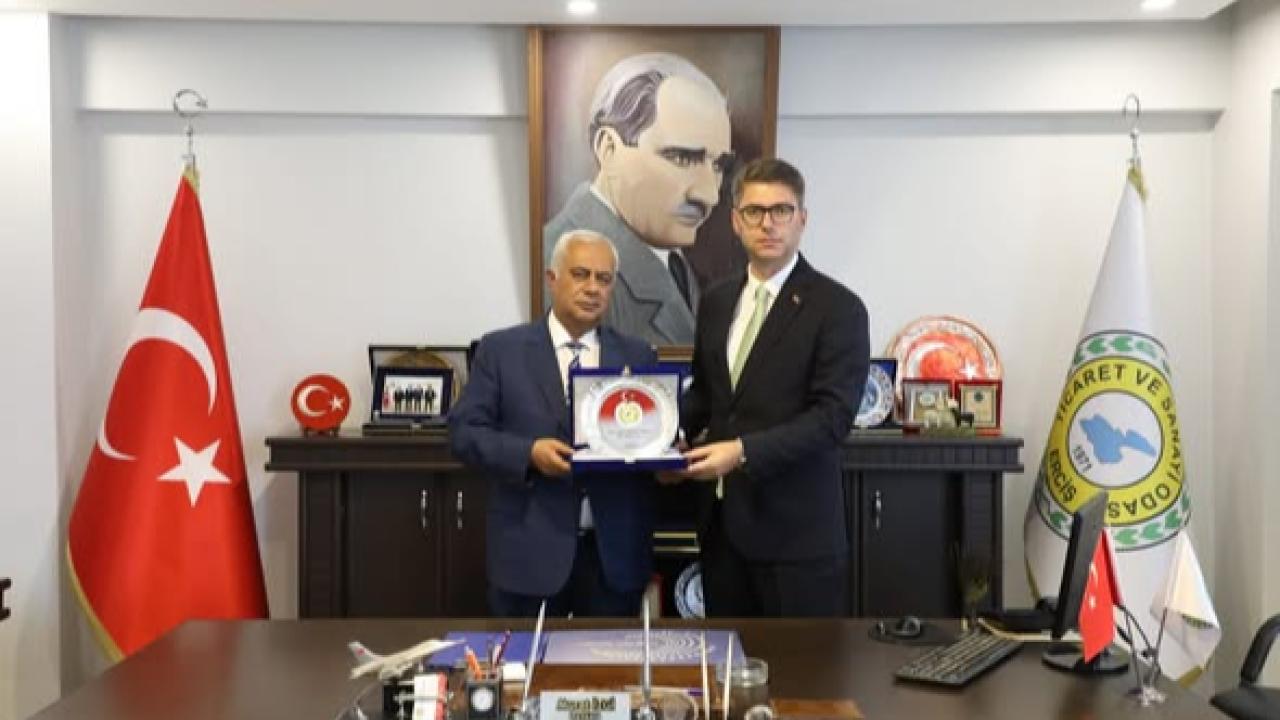 Erciş Kaymakamı Karaloğlu'ndan Erciş TSO'ya Veda Ziyareti