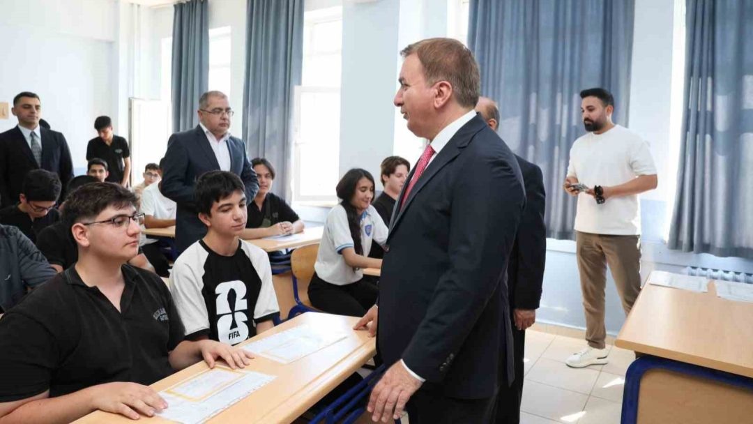 Erzincan’da 41 bin 526 öğrenci karne heyecanı yaşadı