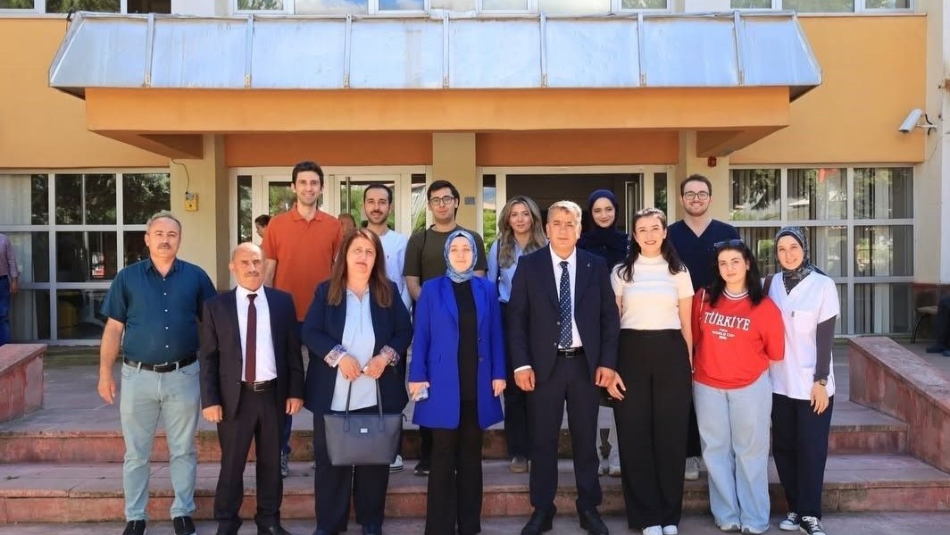 Erzincan'da huzurevi sakinlerine ağız ve diş sağlığı taraması yapıldı