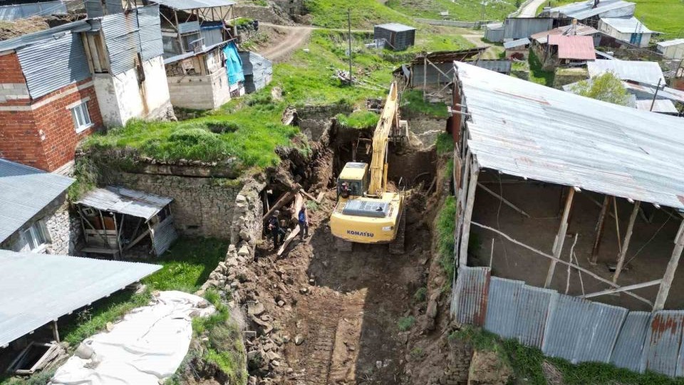 Erzurum Aziziye’de metruk yapılara geçit yok