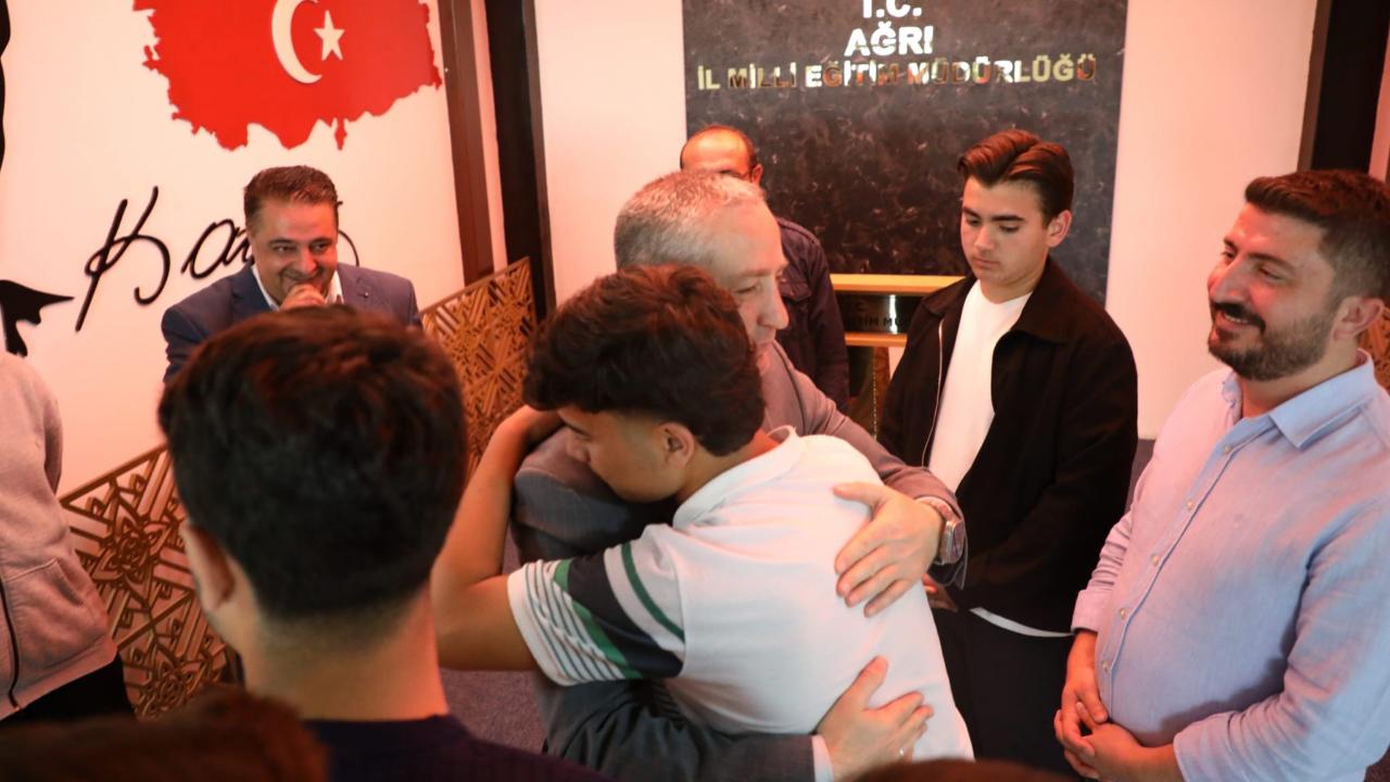Evliya Çelebi Projesi ile Ağrı ve Keşanlı öğrenciler aynı sıralarda buluştu