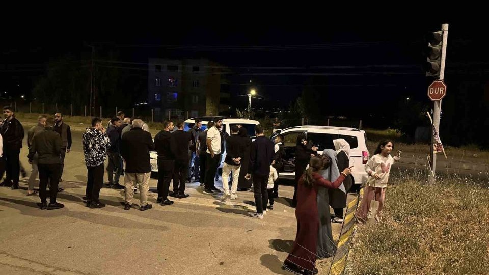 Muş Hasköy’de iki otomobil çarpıştı: Yaralanan olmadı