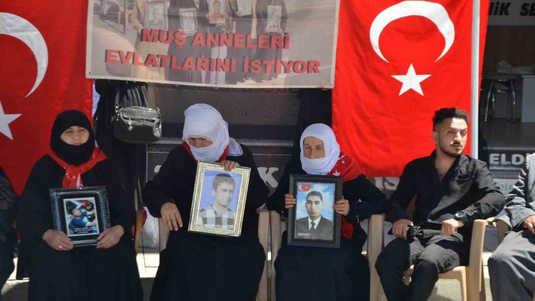 Muşlu ailelerden çocuklarına ‘teslim ol’ çağrısı