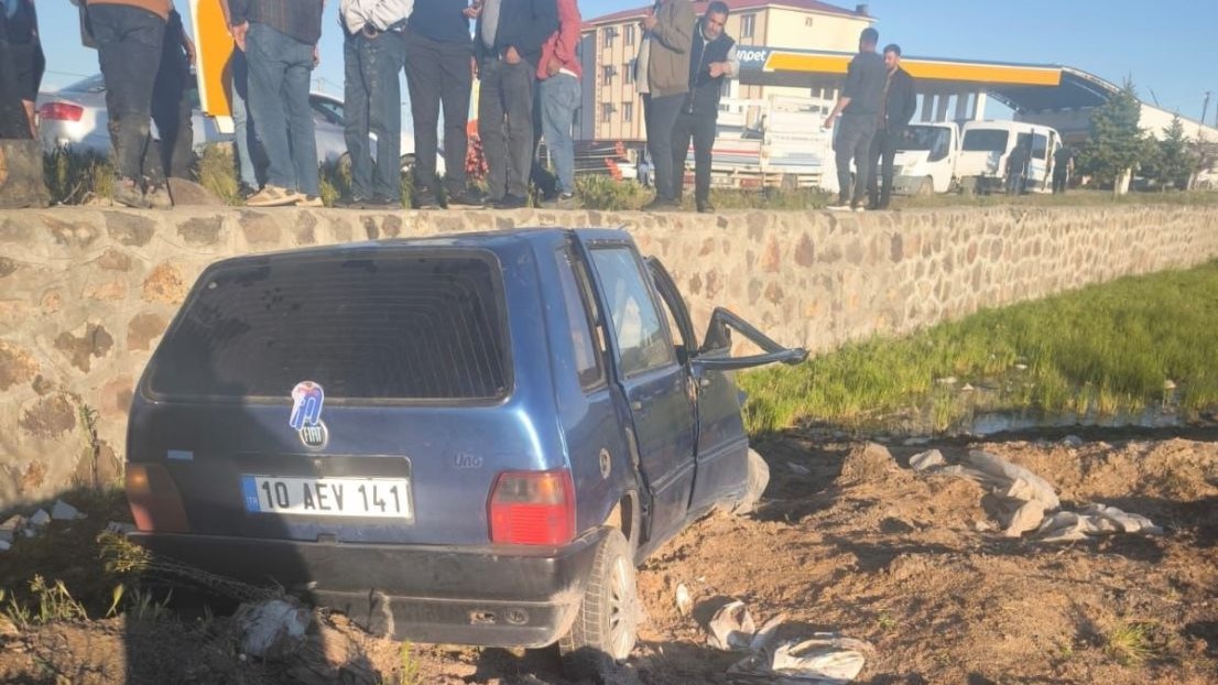 Muş'un Bulanık ilçesinde trafik kazası: 2 yaralı
