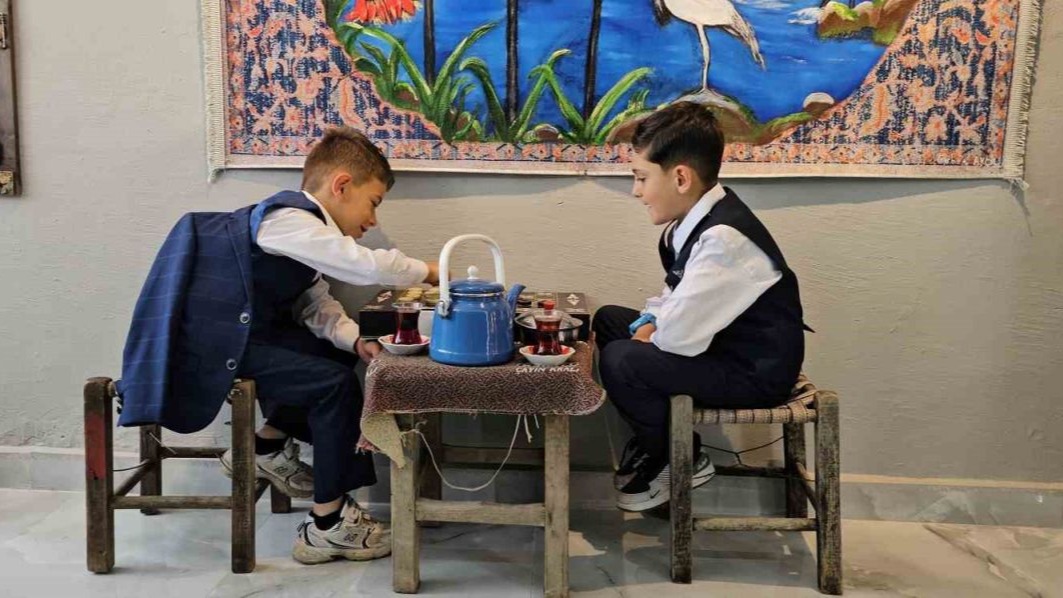Muş'un Hasköy ilçesinde "Hayat Boyu Öğrenme Haftası Sergisi" açıldı