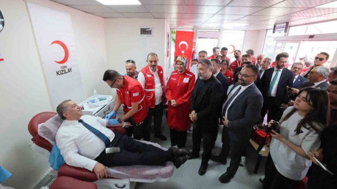 Oktay Kaynarca’nın adı Malatya Kan Alma Birimi’ne verildi