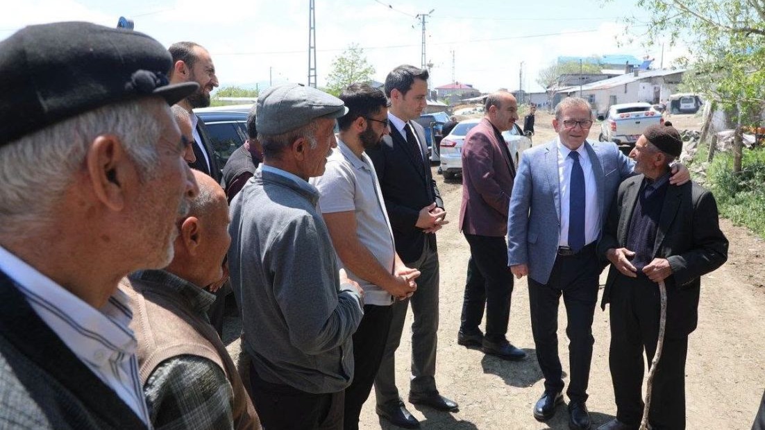 Vali Polat, vatandaşların talep ve sorunlarını dinledi