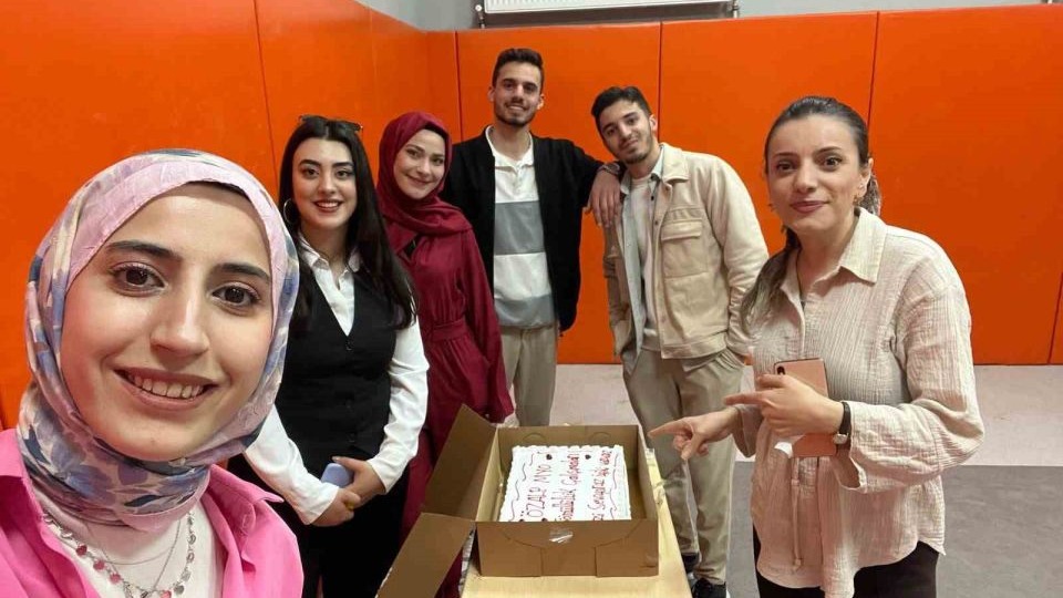 Van Yüzüncü Yıl Üniversitesi Özalp Meslek Yüksekokulu’ndan gönüllere dokunan projeler