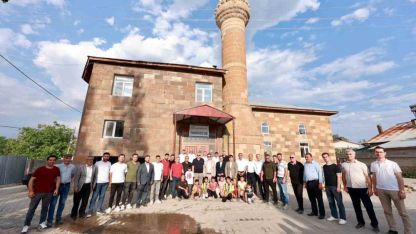 Bitlis Valisi Ahmet Karakay ve Mülkiye Başmüfettişlerinden Ahlat’a ziyaret