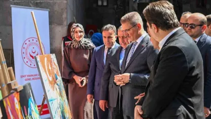 Çifte Minareli Medrese’de 15 Temmuz ruhunu yaşatan anlamlı sergi