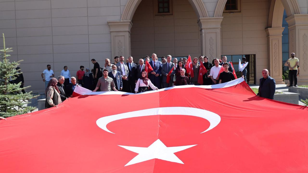 Ağrı’da 15 Temmuz etkinlikleri konferansla devam etti