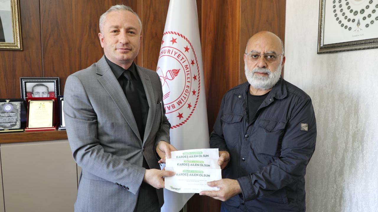 Ağrı’da öğrenci ve öğretmenlerden Gazze’deki ailelere destek