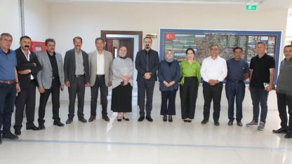 Erciş Belediyesi Muhtarlarla Mahallelerin Sorunları Masaya Yatırıldı