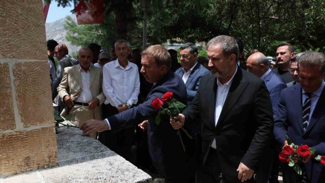 Erzincan'da Başbağlar şehitleri dualarla anıldı