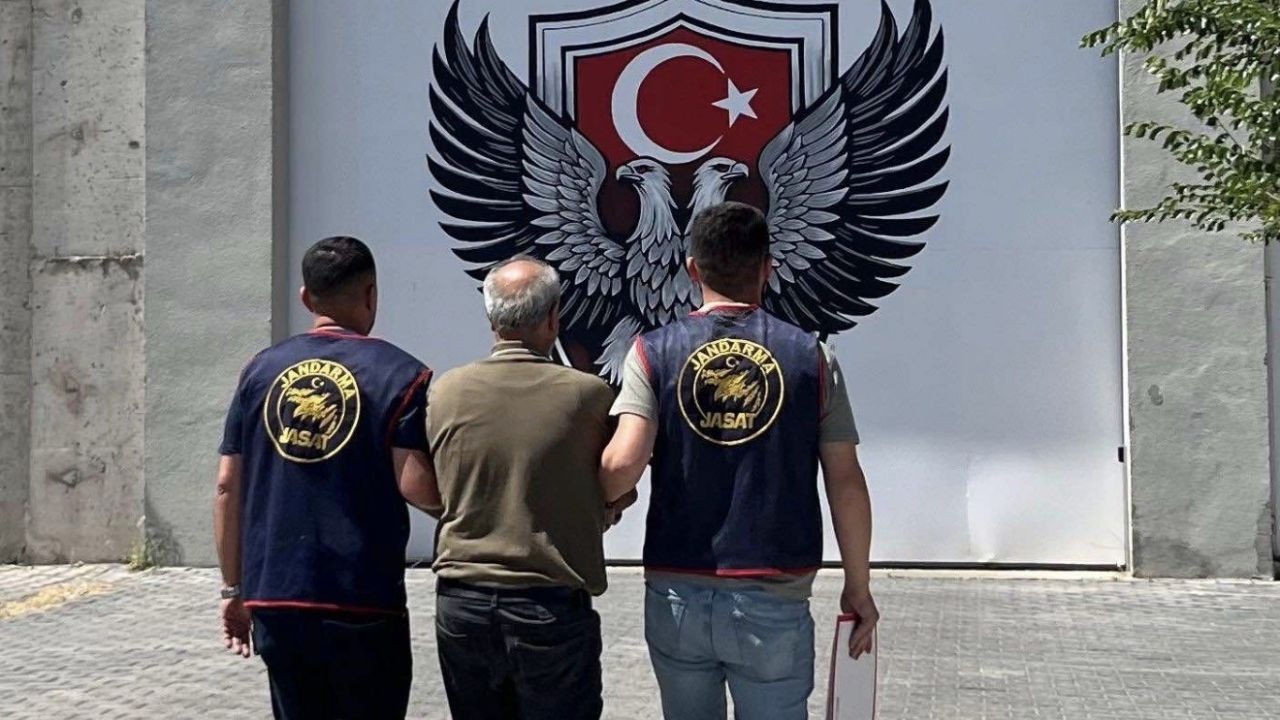 Iğdır'da bilişim yoluyla hırsızlık suçundan aranan hükümlü yakalandı
