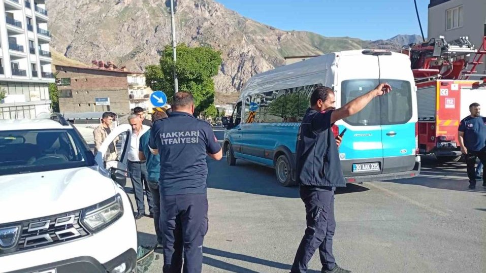 İki aracın çarpıştığı kazada 1 kişi yaralandı