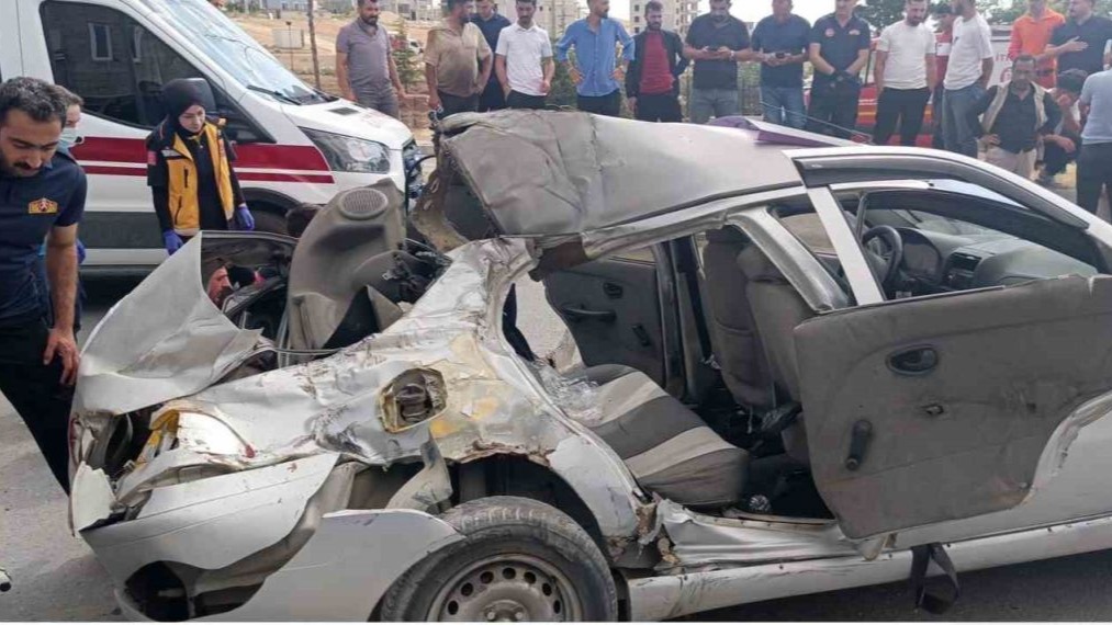 Van'ın Edremit ilçesinde trafik kazası; 1 ölü, 4 yaralı