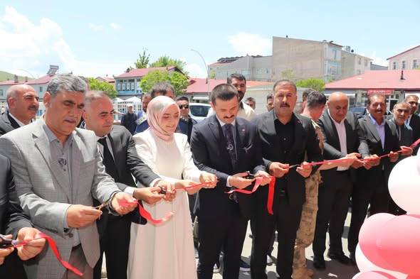 Tutak'ta Yeni İşyeri Açılışı,