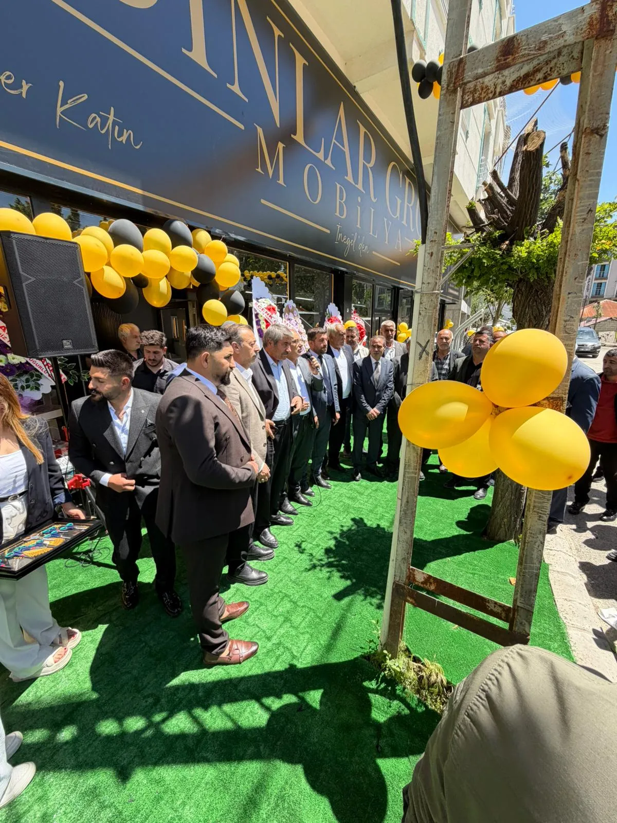 Patnos'ta Aydınlar Group Mobilya Mağazası Hizmete Açıldı