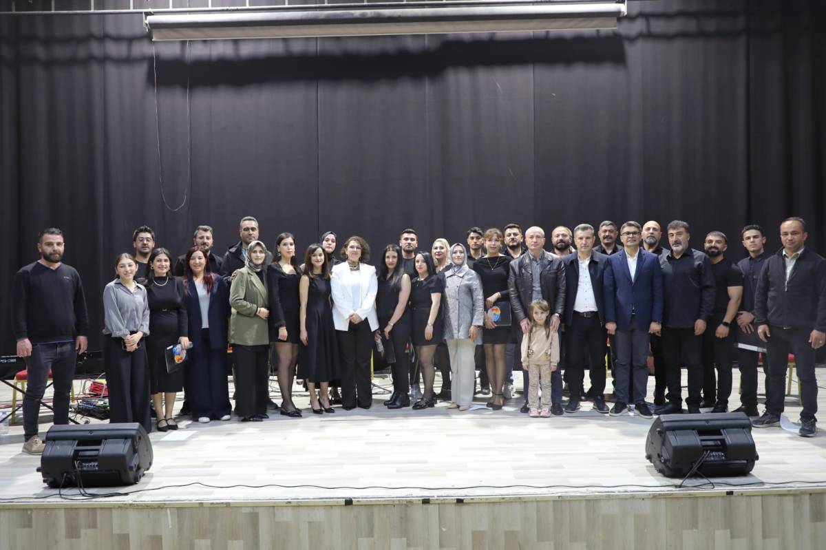 Türkülerle Ağrı’da unutulmaz gece