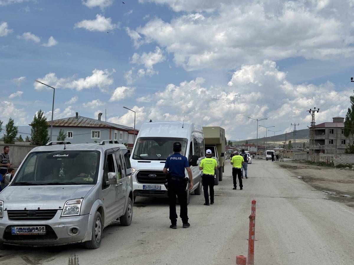 Diyadin’de bir haftada 7 bin 360 kişi sorgulandı