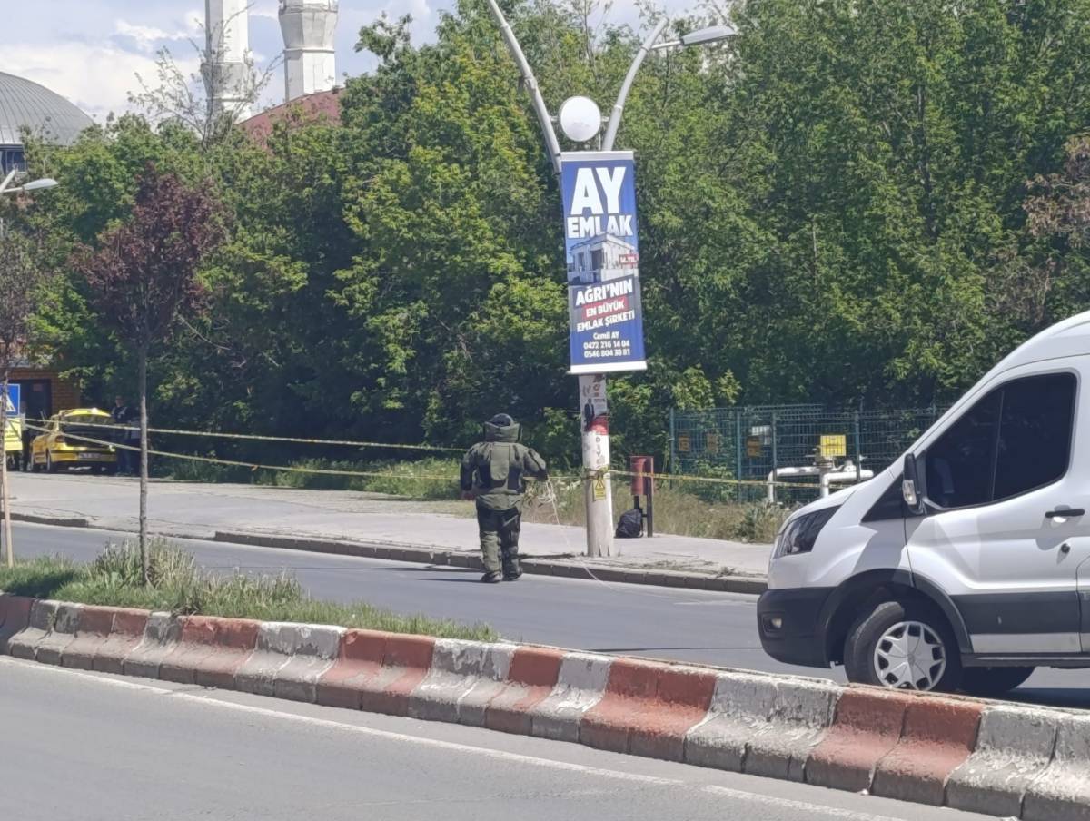 Ağrı’da Bomba Alarmı