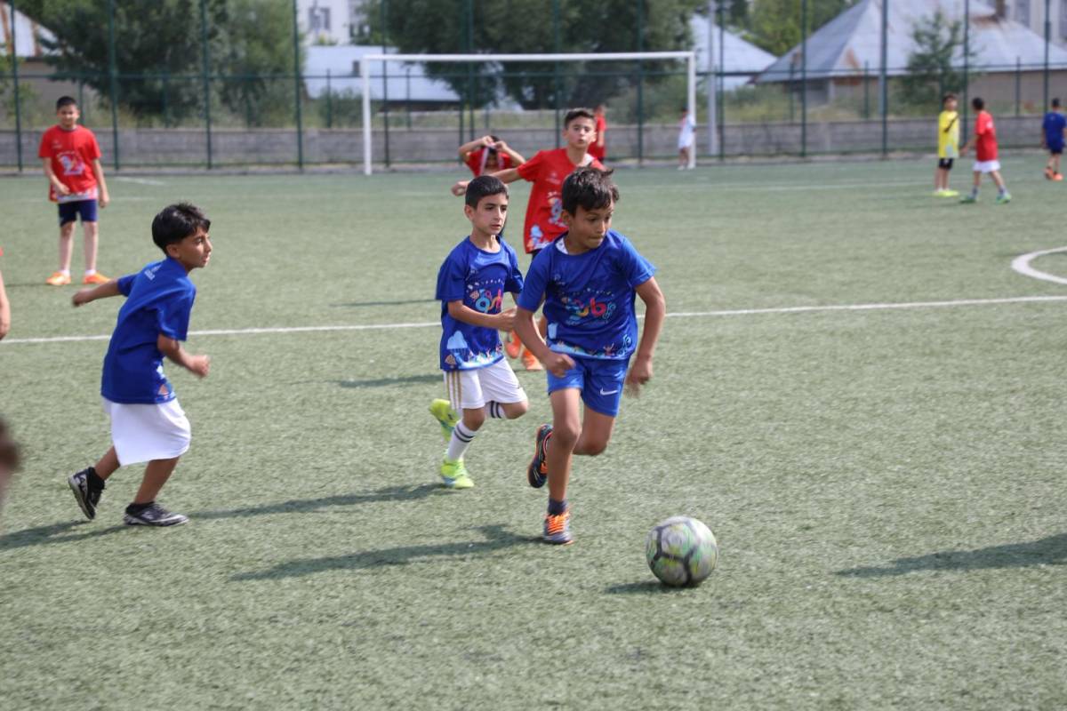 Patnos'ta GSB Yaz Spor Okulları Yoğun Katılımla Devam Ediyor