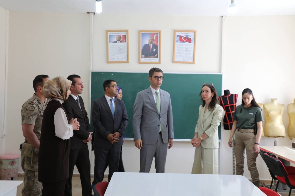 Erciş'te ADEM Hizmet Binası Açılışı